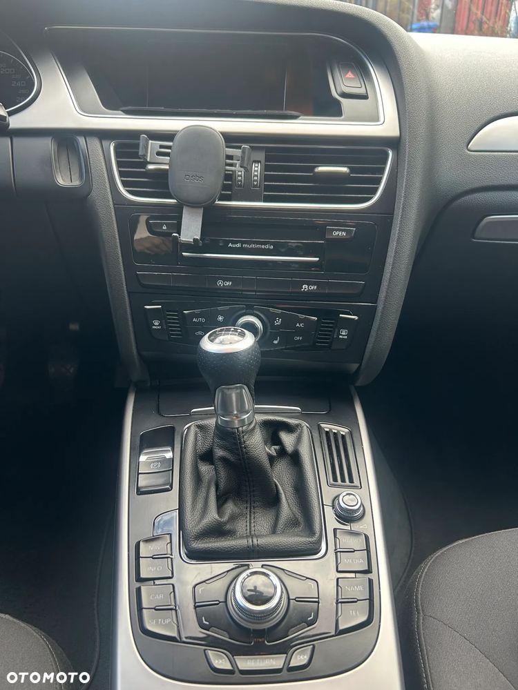 Audi A4 Avant 2.0 TDI - 20