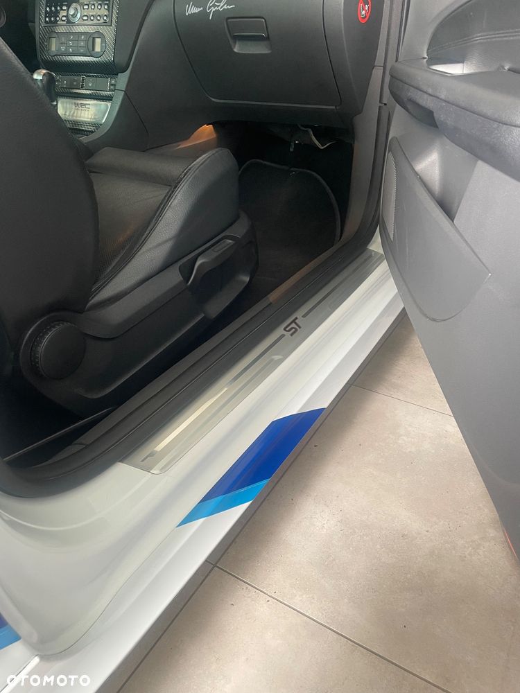 Ford Focus - 29