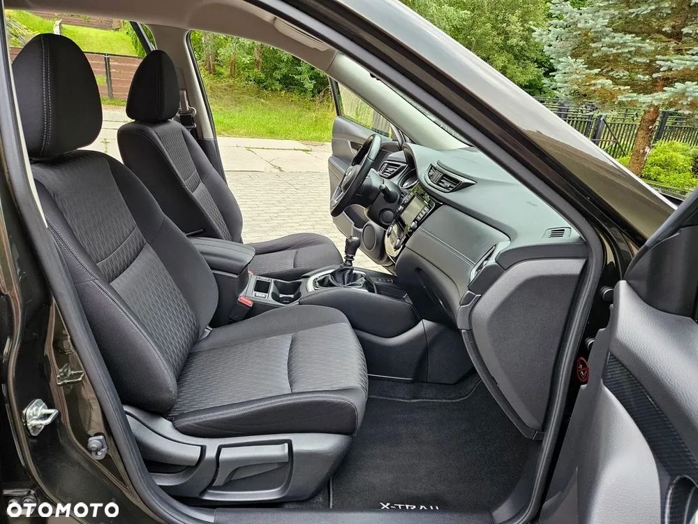 Nissan X-Trail 1.6 DIG-T N-Connecta 2WD - 11