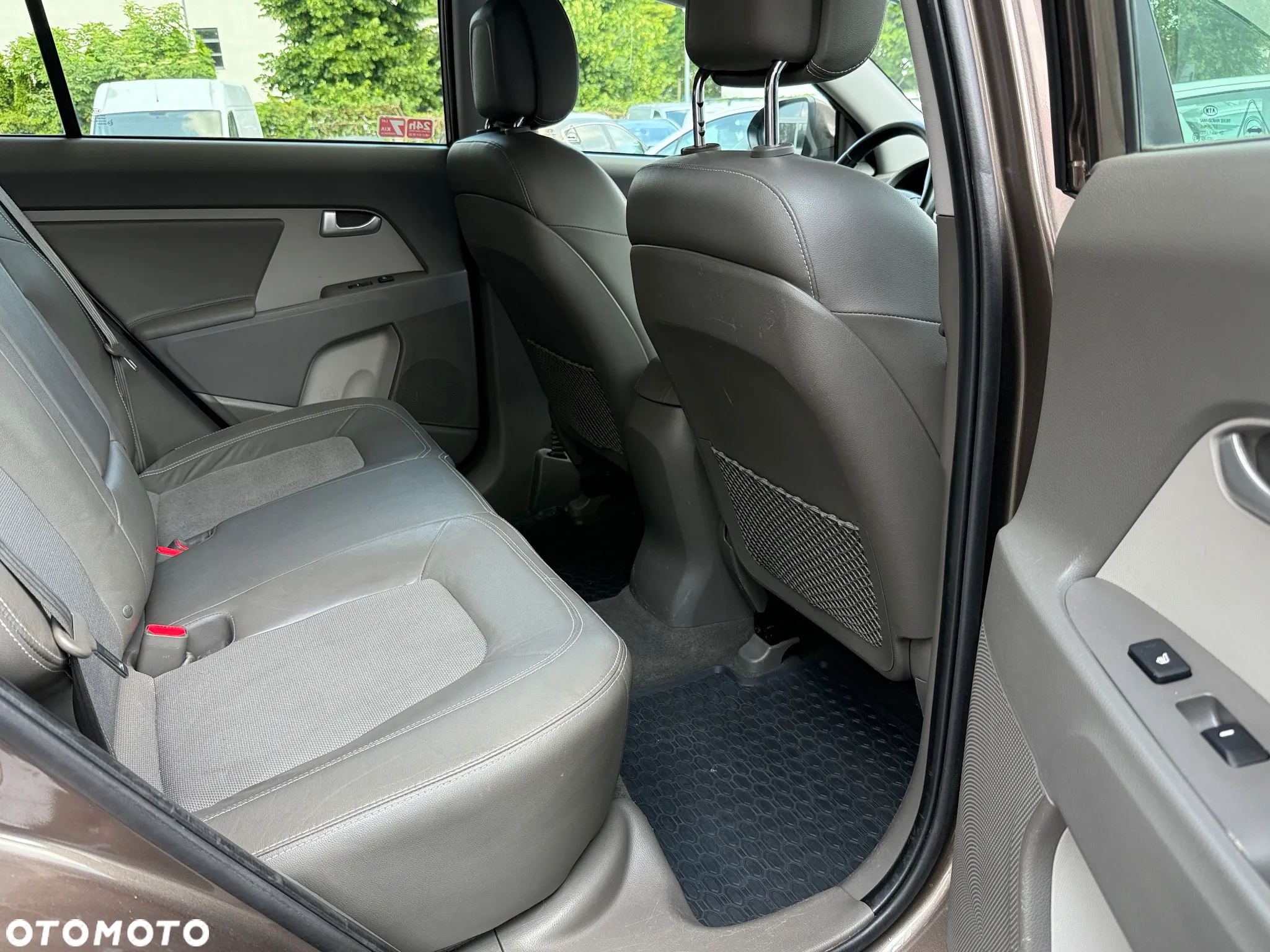 Kia Sportage 2.0 CRDI XL - 18