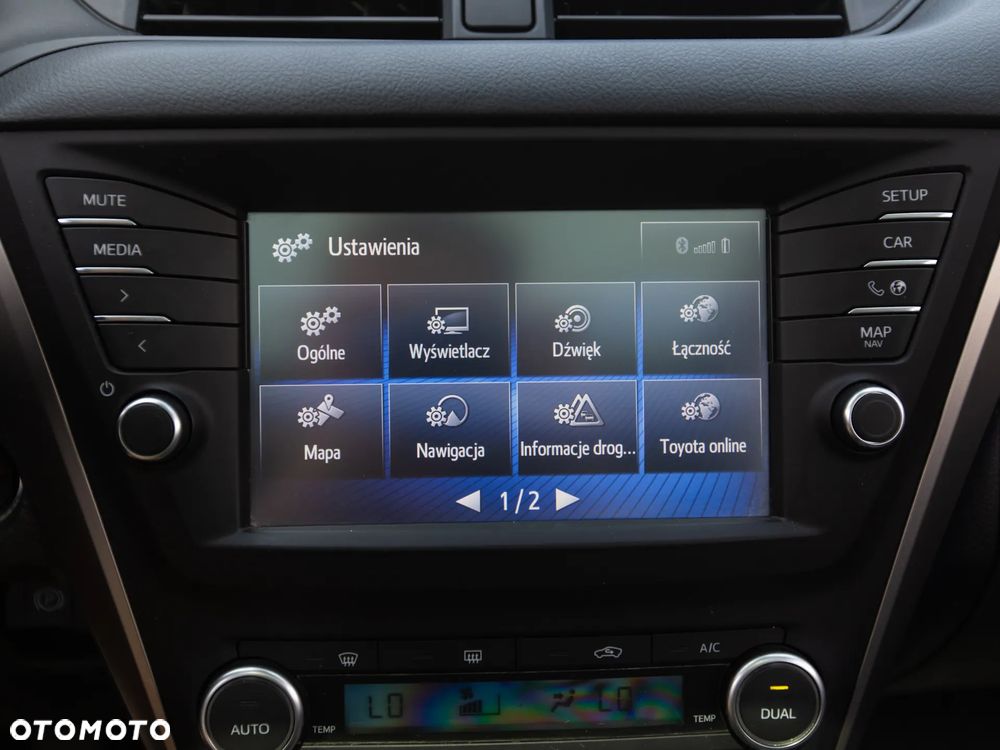 Toyota Avensis 2.0 D-4D Premium - 29
