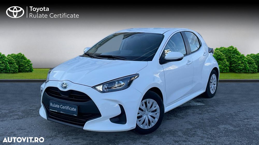 Toyota Yaris 1.5 VVT-i HSD Eco - 1