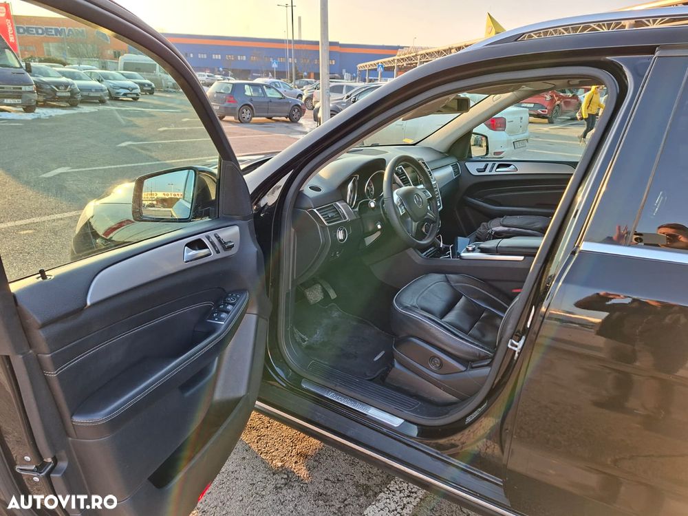 Mercedes-Benz ML - 10