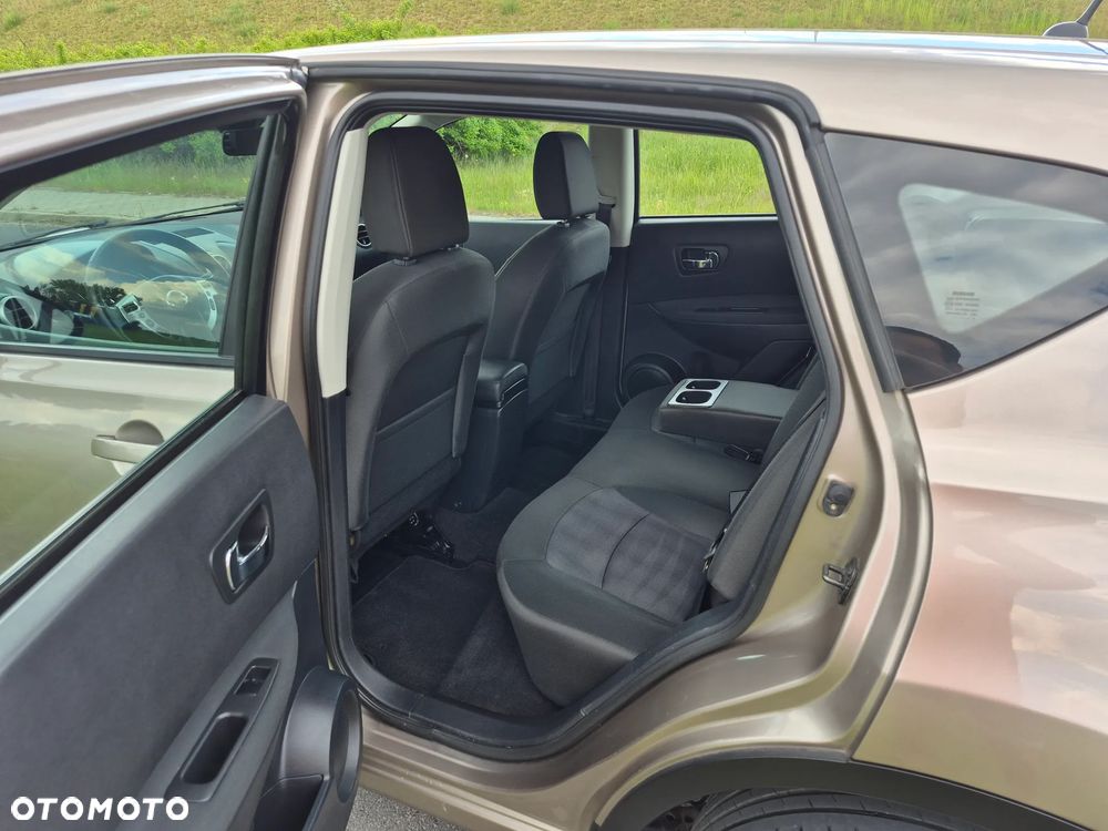 Nissan Qashqai - 12