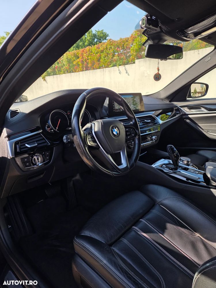 BMW Seria 5 520d EfficientDynamics Edition AT - 13