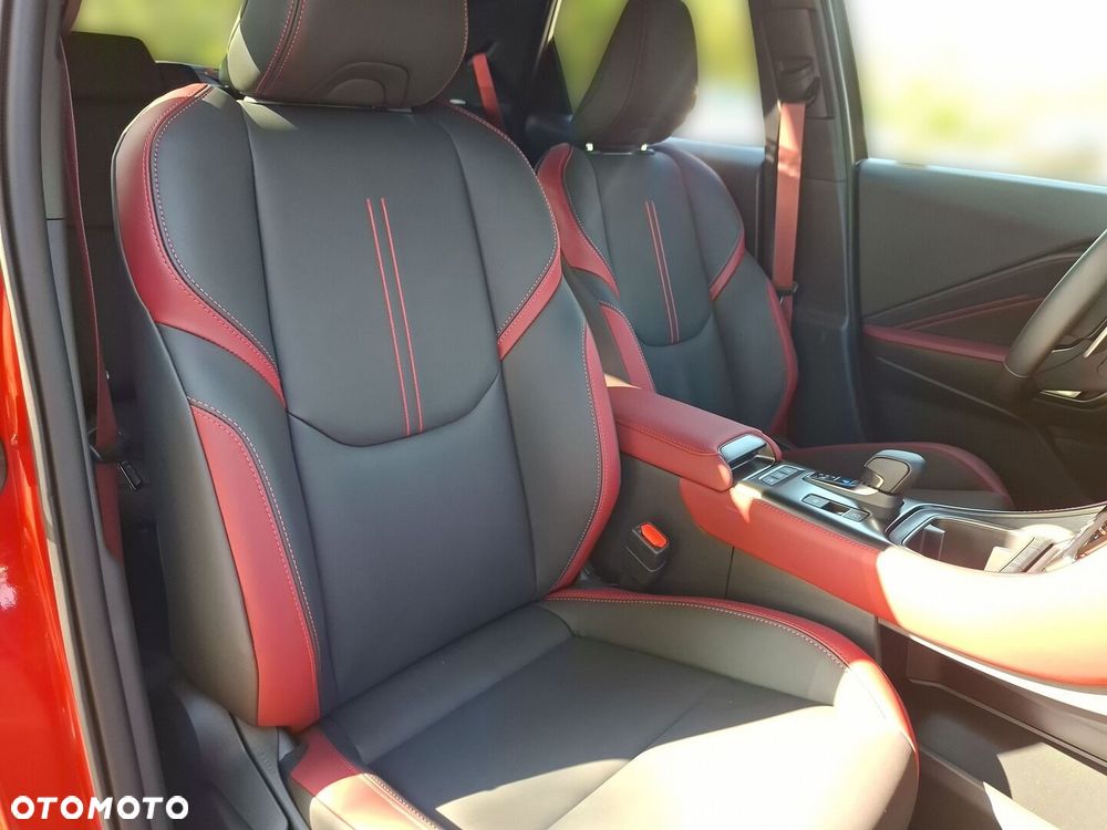 Lexus LBX - 18