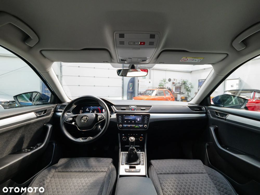 Skoda Superb 2.0 TDI SCR Ambition - 16