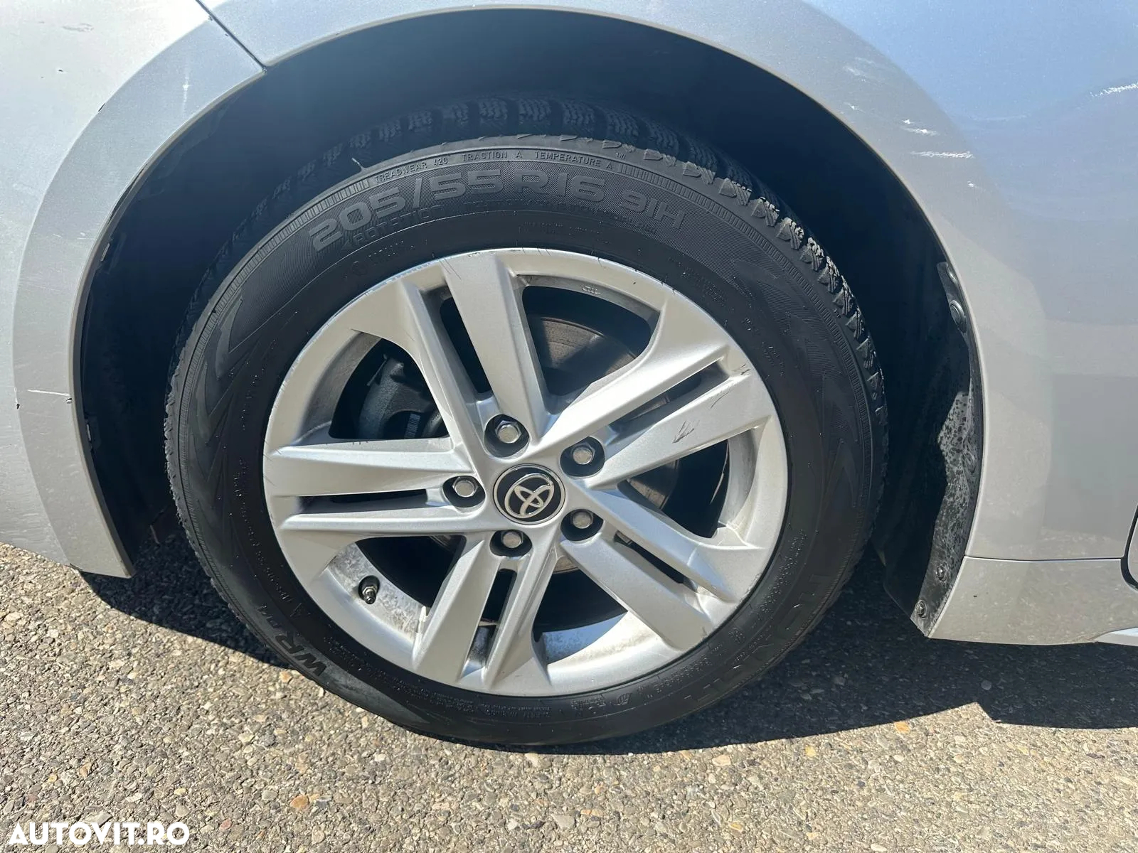 Toyota Corolla 1.8 HSD Dynamic - 9