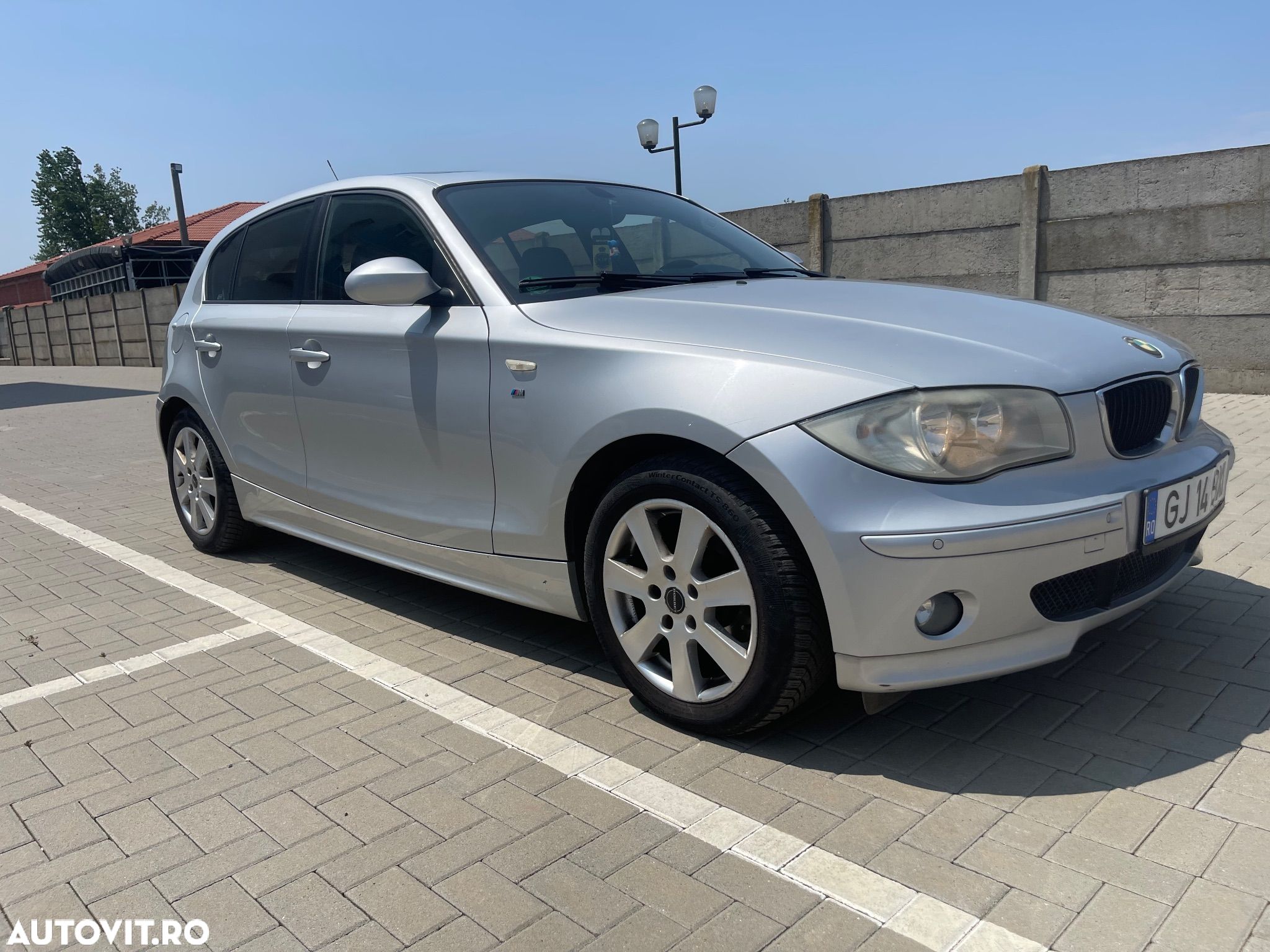 BMW Seria 1 116i - 1