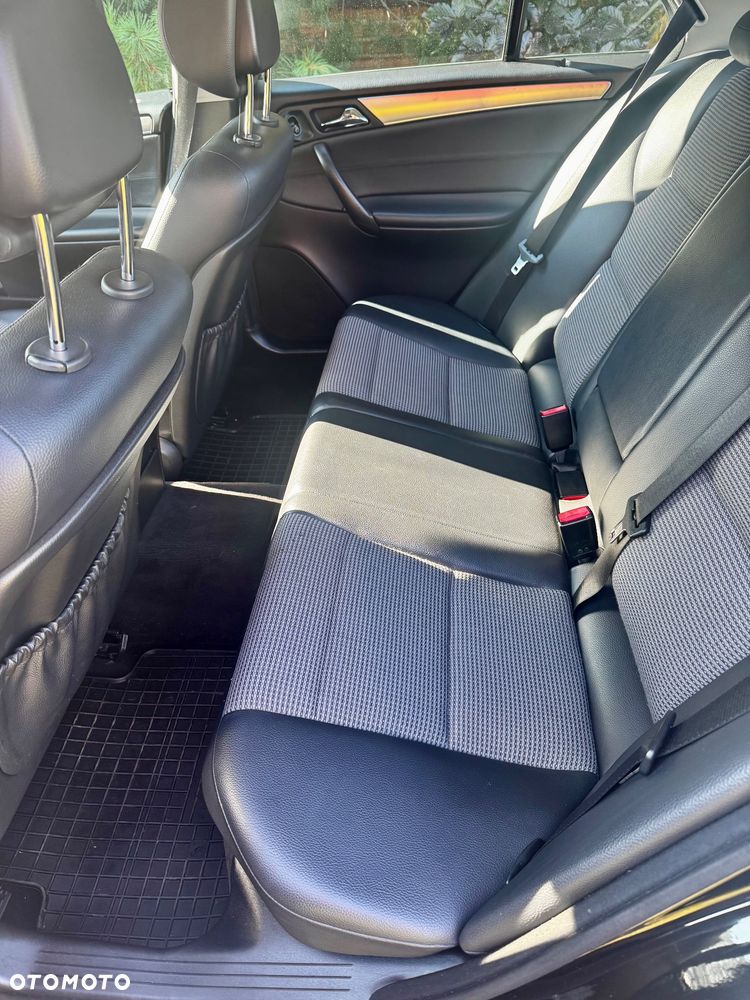 Mercedes-Benz Klasa C 180 Kompressor Automatik Avantgarde - 8
