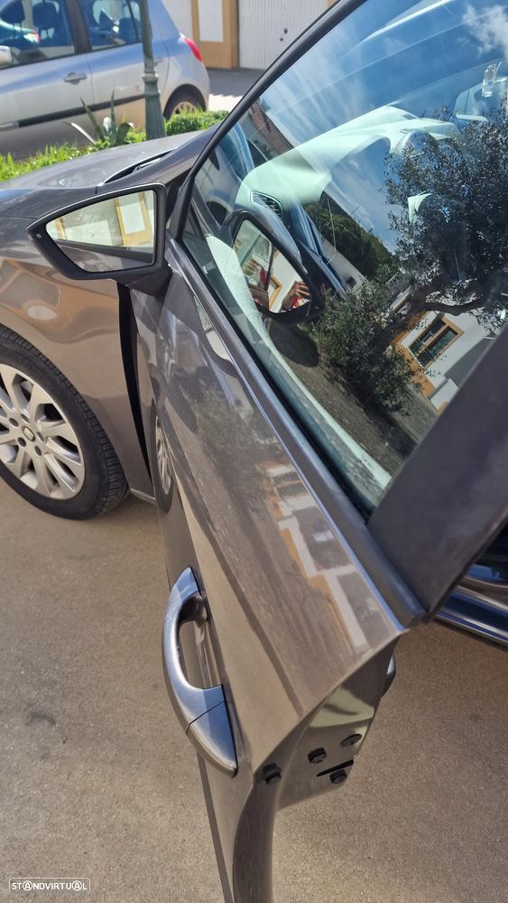 SEAT Leon ST 1.6 TDI S&S Style - 8