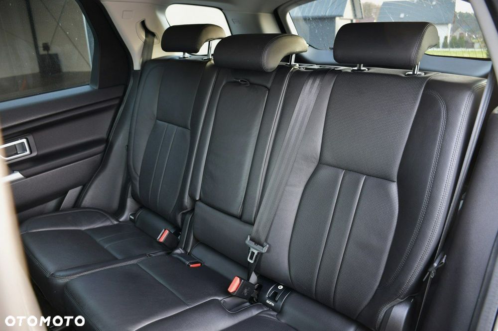 Land Rover Discovery Sport 2.0 eD4 HSE Luxury - 15