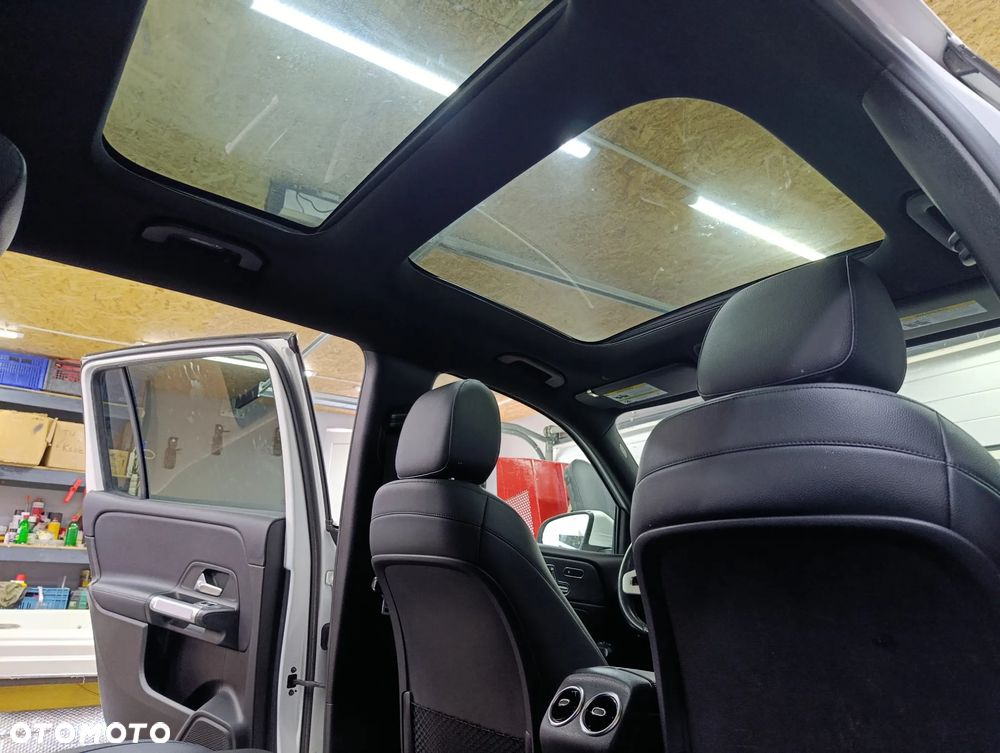 Mercedes-Benz GLB 250 4Matic 8G-DCT Style - 12