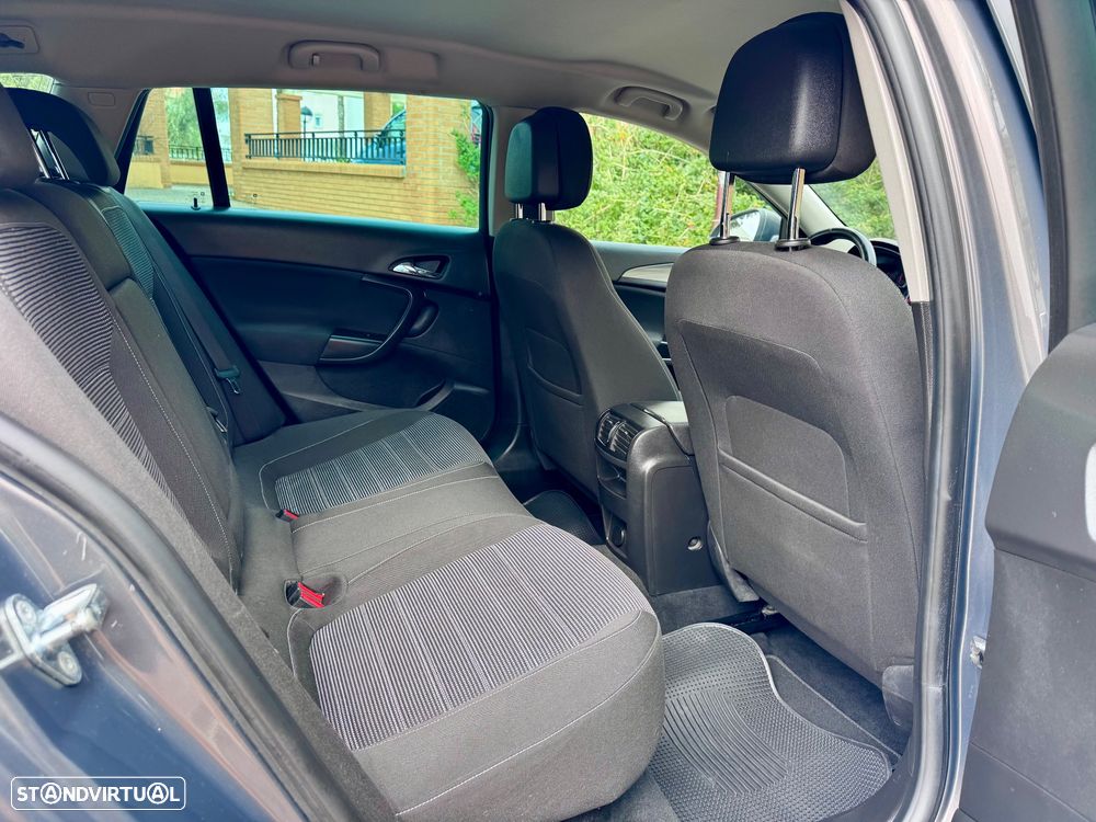 Opel Insignia Sports Tourer 2.0 CDTi Executive S/S - 19