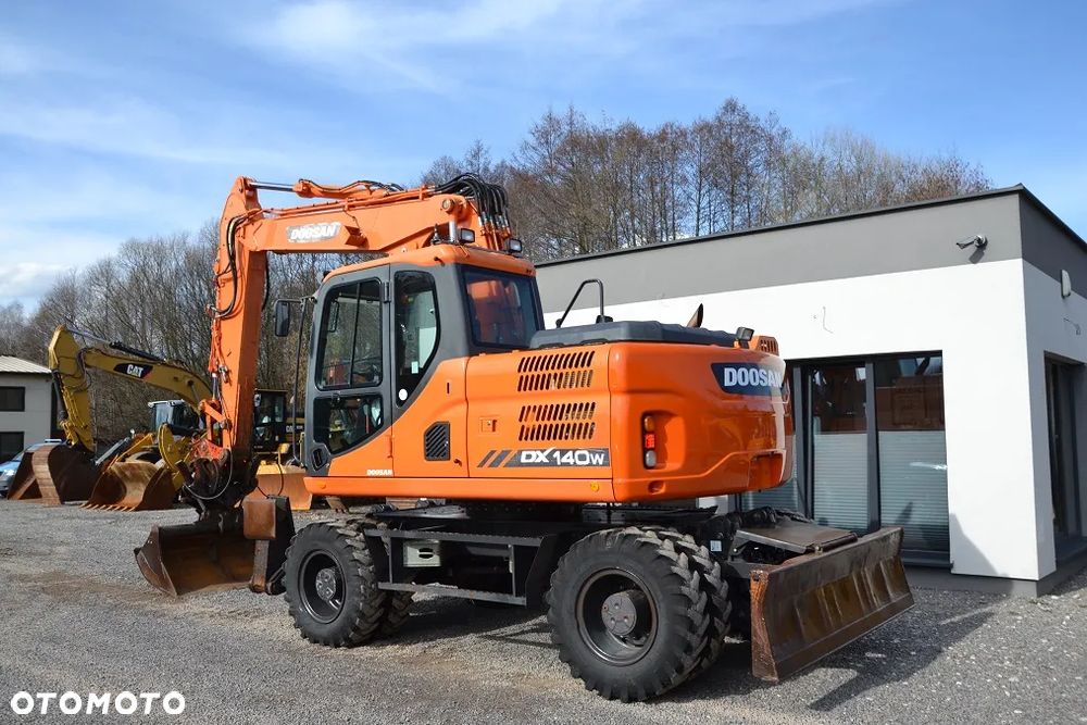 Doosan DX 140 W - 6