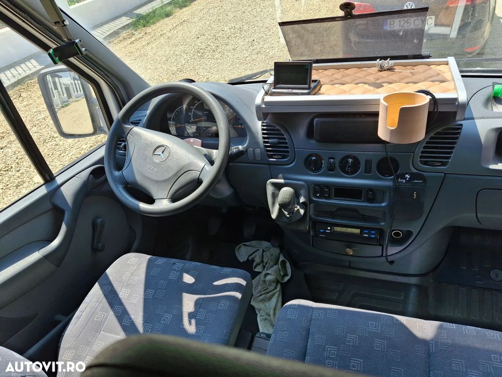 Mercedes-Benz Sprinter - 5