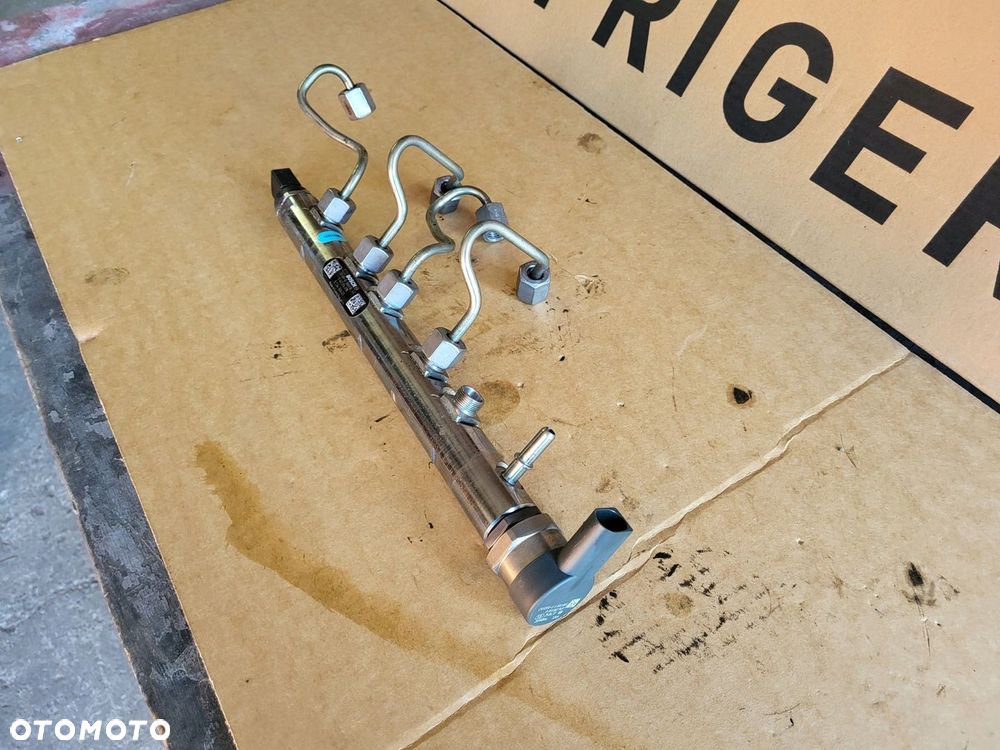 LISTWA WTRYSKOWA BMW MINI TOYOTA AVENSIS T27 LIFT 2.0D 8514166 0281002949 - 2