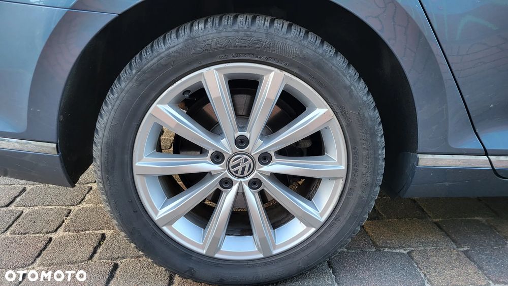 Volkswagen Passat 2.0 TDI BMT 4Mot Highline - 22