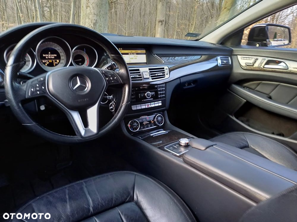 Mercedes-Benz CLS 250 CDI DPF BlueEFFICIENCY 7G-TRONIC - 30
