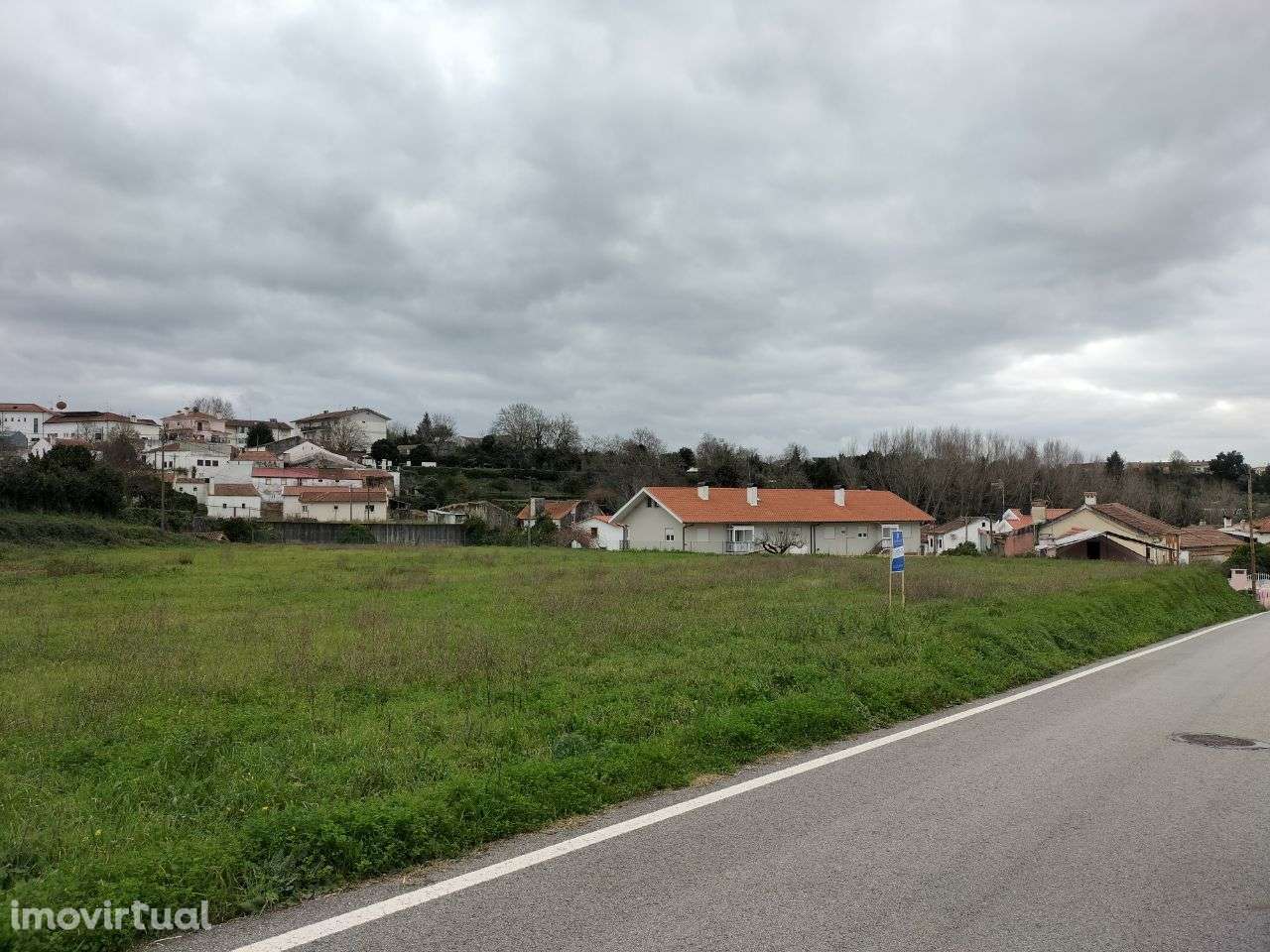 Terreno para Moradia Térrea ou para conjunto Bifamiliar - Grande imagem: 2/4