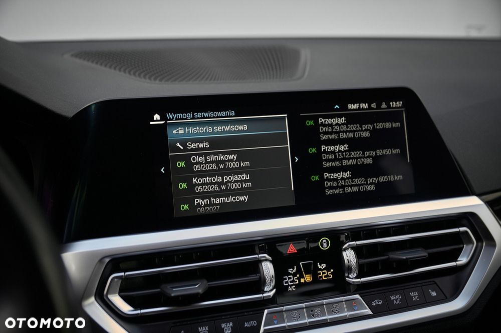 BMW Seria 3 330e Sport Line sport - 32