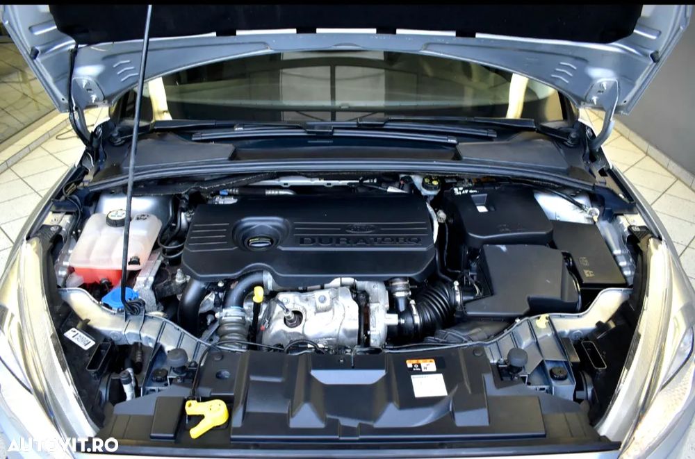 Ford Focus 1.6 TDCI DPF Anniversary - 10