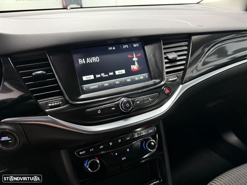 Opel Astra 1.5 D S&S Elegance - 8