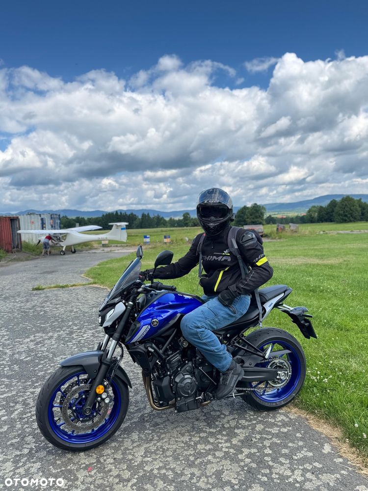 Yamaha MT - 37