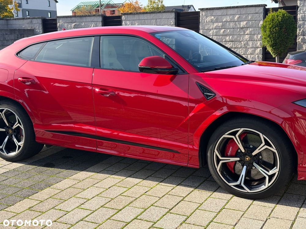 Lamborghini Urus - 26
