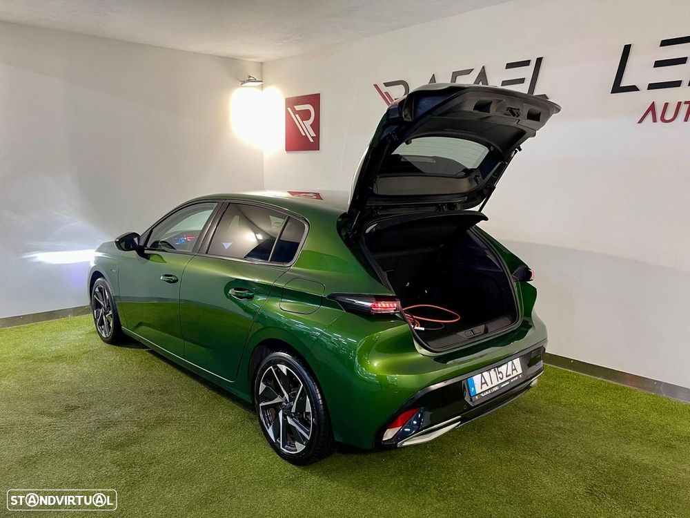 Peugeot 308 1.6 Hybrid Allure e-EAT8 - 32