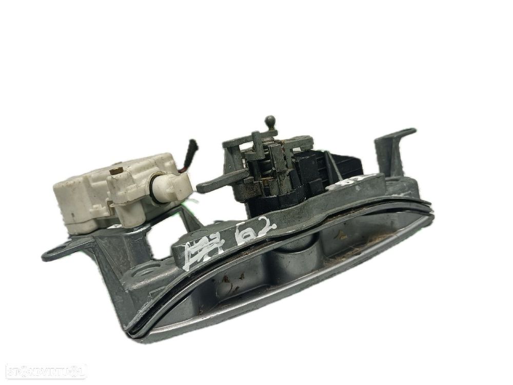 Interruptor / Switch / Botão Da Mala Volkswagen Polo (9N_) - 6