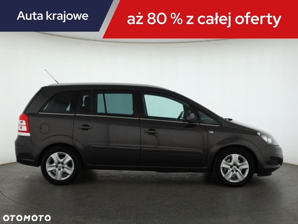 Opel Zafira - 8