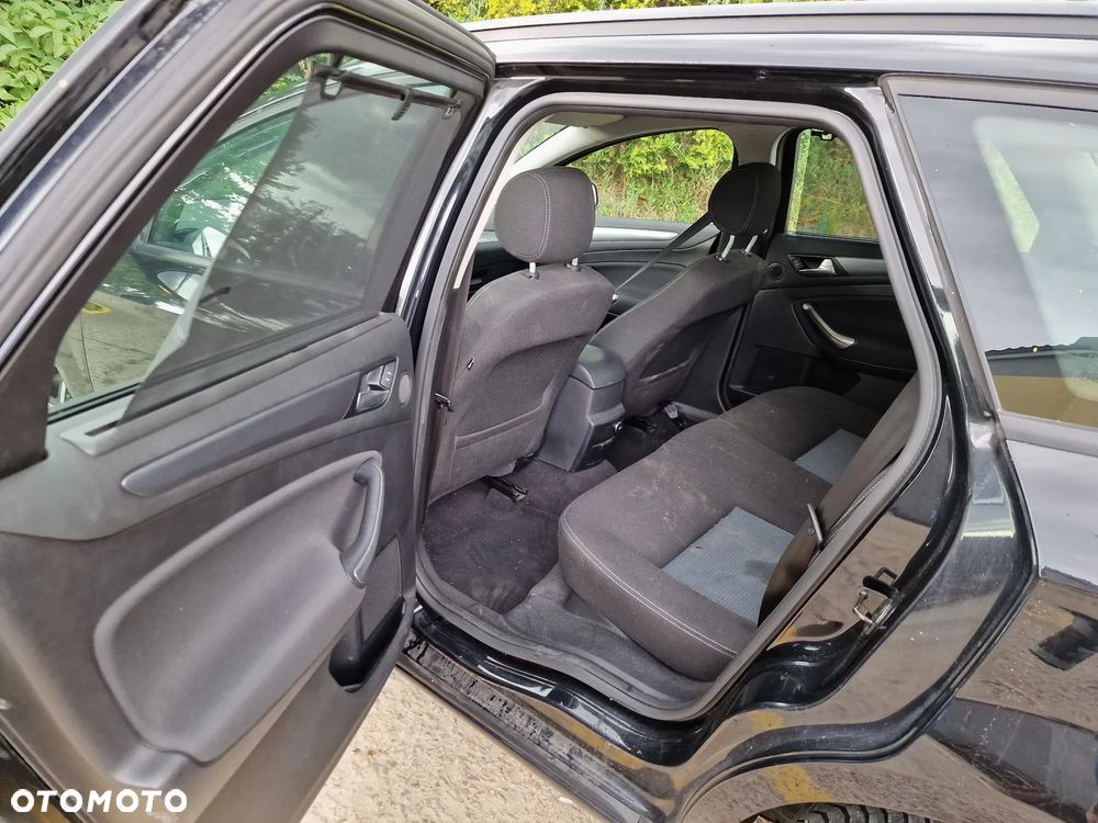 Ford Mondeo 2.0 TDCi Ghia - 9