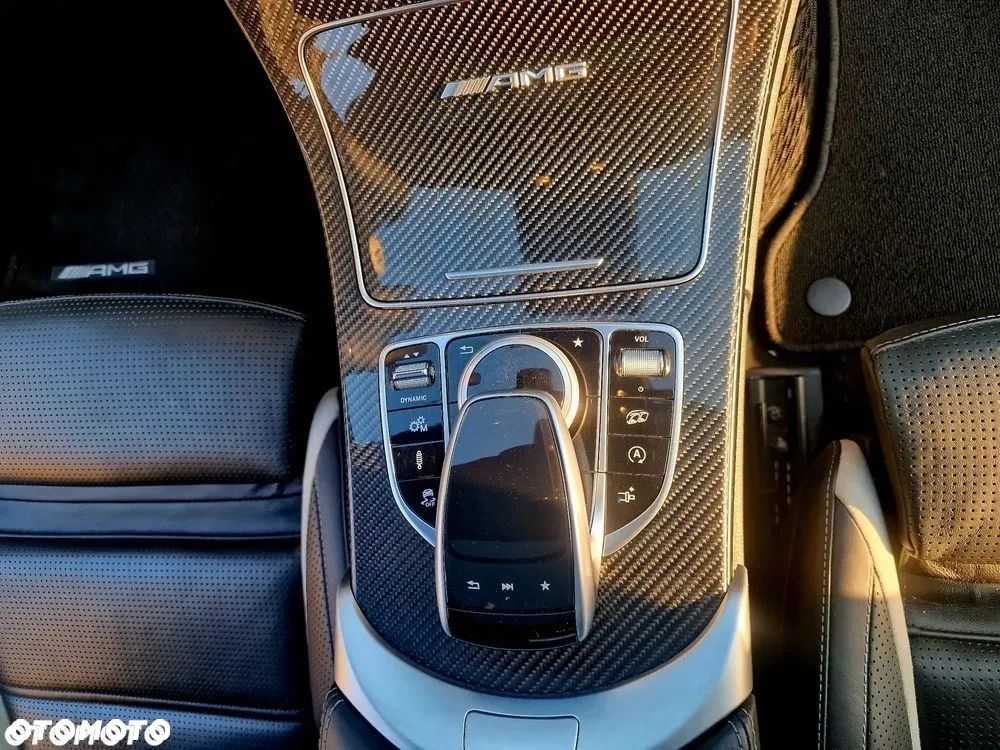 Mercedes-Benz Klasa C AMG 63 Coupe S AMG Speedshift 7G-MCT Edition 1 - 26