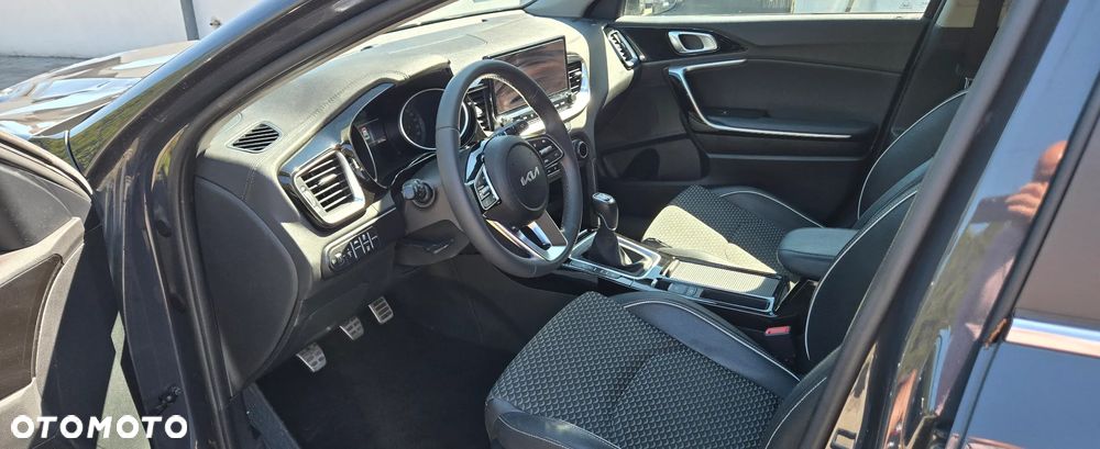 Kia XCeed 1.0 T-GDI L Business Line - 10