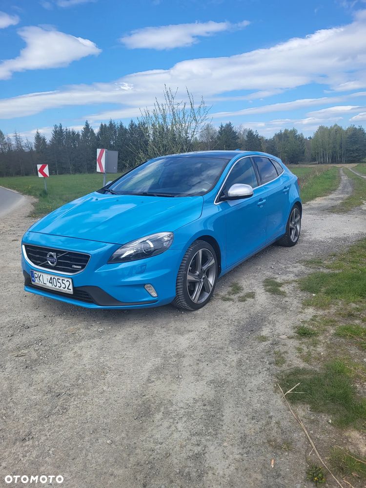 Volvo V40 D2 R-Design - 2