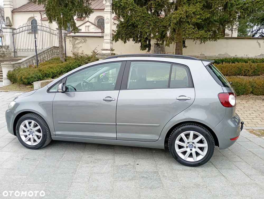 Volkswagen Golf Plus 1.6 TDI DPF Trendline - 6