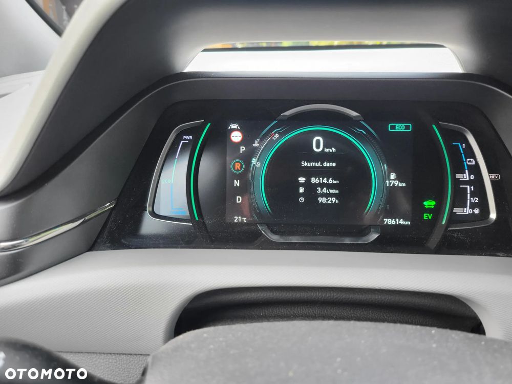 Hyundai IONIQ - 15