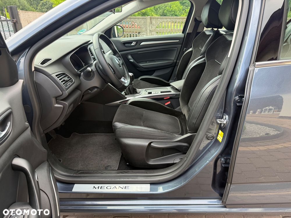 Renault Megane ENERGY TCe 130 BUSINESS - 12