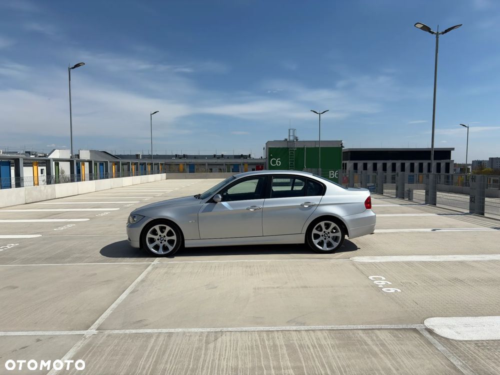 BMW Seria 3 320d - 15