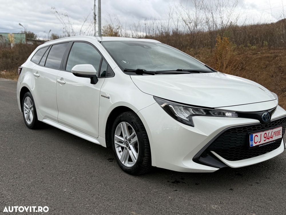 Toyota Corolla 1.8 Hybrid Team Deutschland - 3