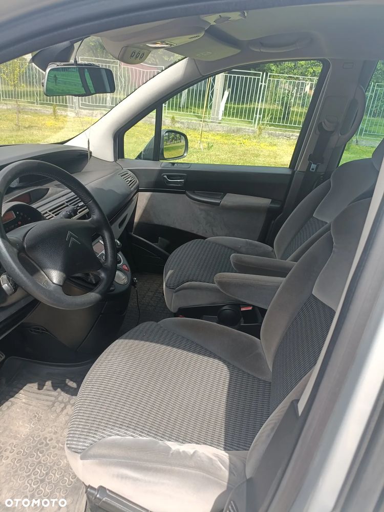 Citroën C8 - 7