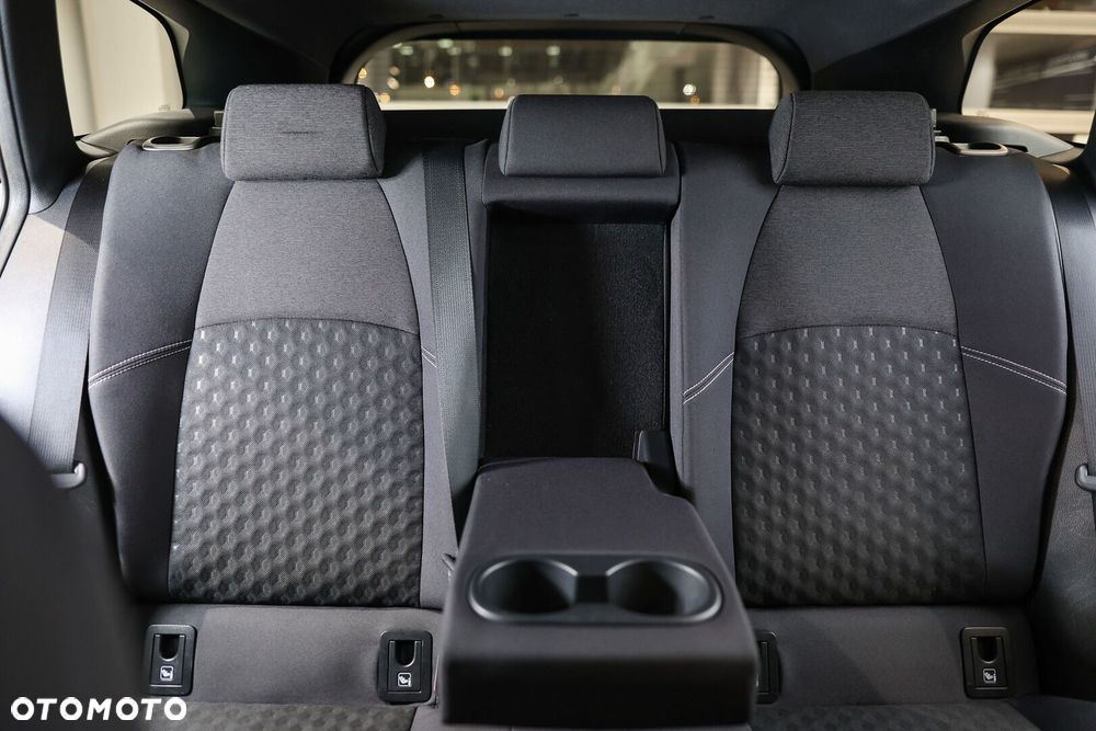 Toyota Corolla 1.8 Hybrid Comfort - 18