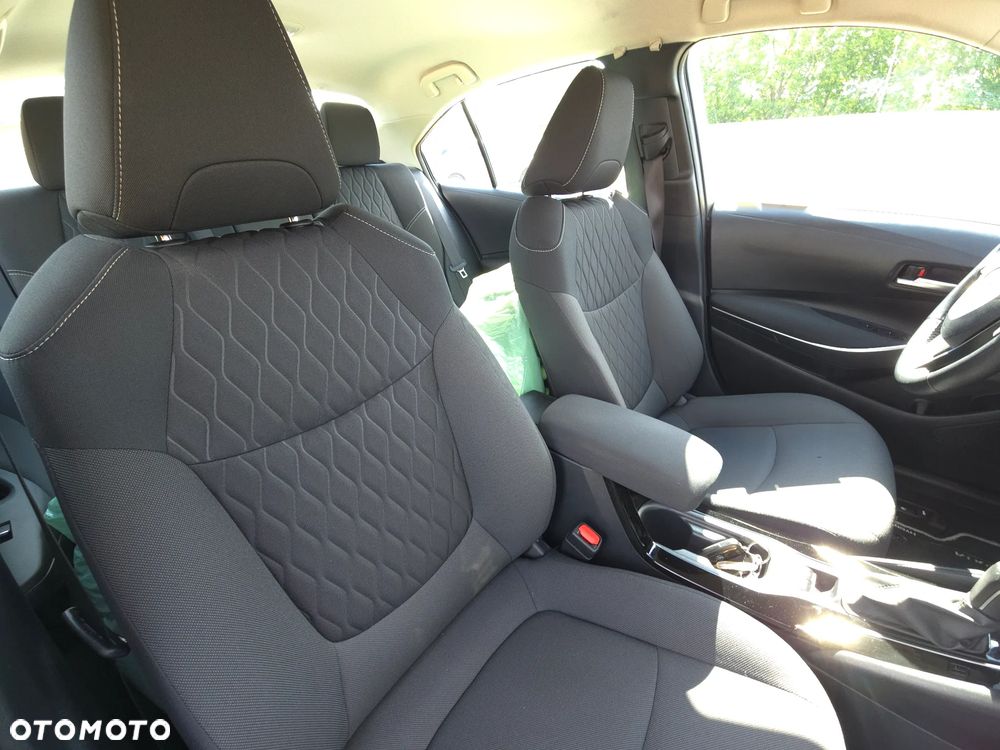 Toyota Corolla 1.8 Hybrid Comfort - 15