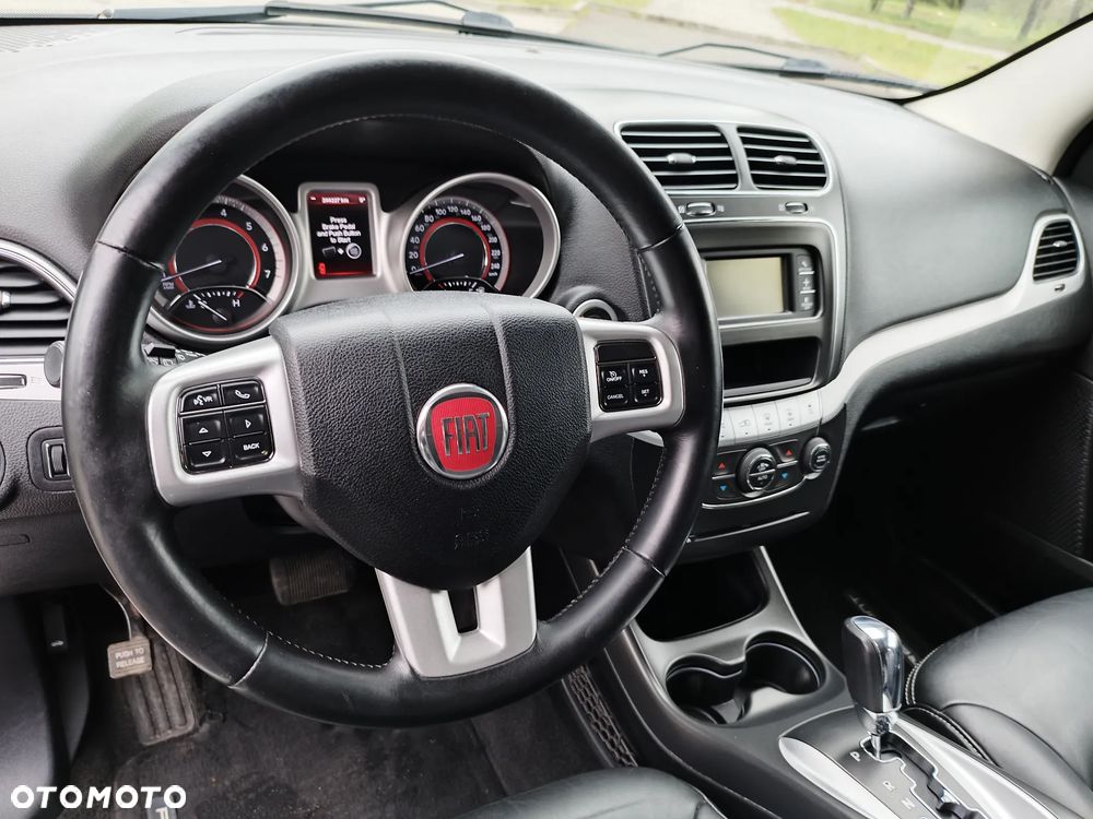Fiat Freemont 3.6 V6 Lounge - 28