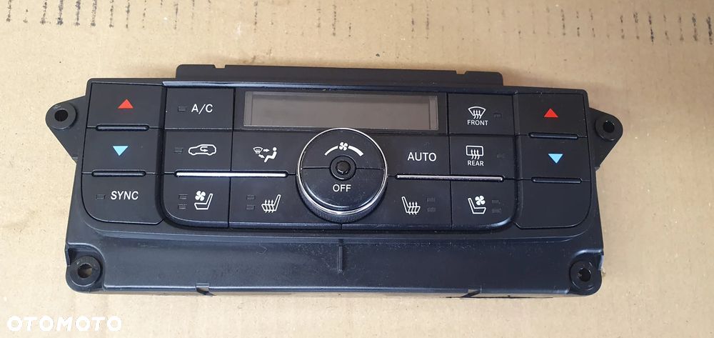 Panel nawiewu klimatyzacji klimy Jeep Grand Cherokee IV WK2 55111924A0 - 5