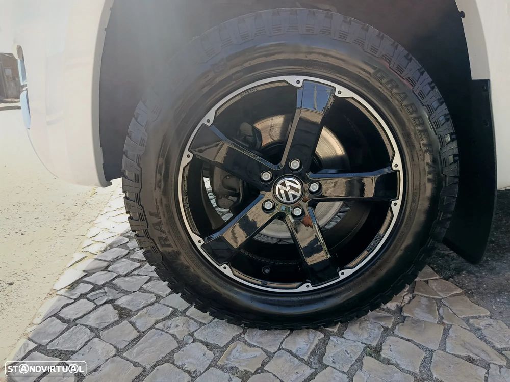 VW Amarok 3.0 TDI CD Aventura 4Motion Aut. - 28