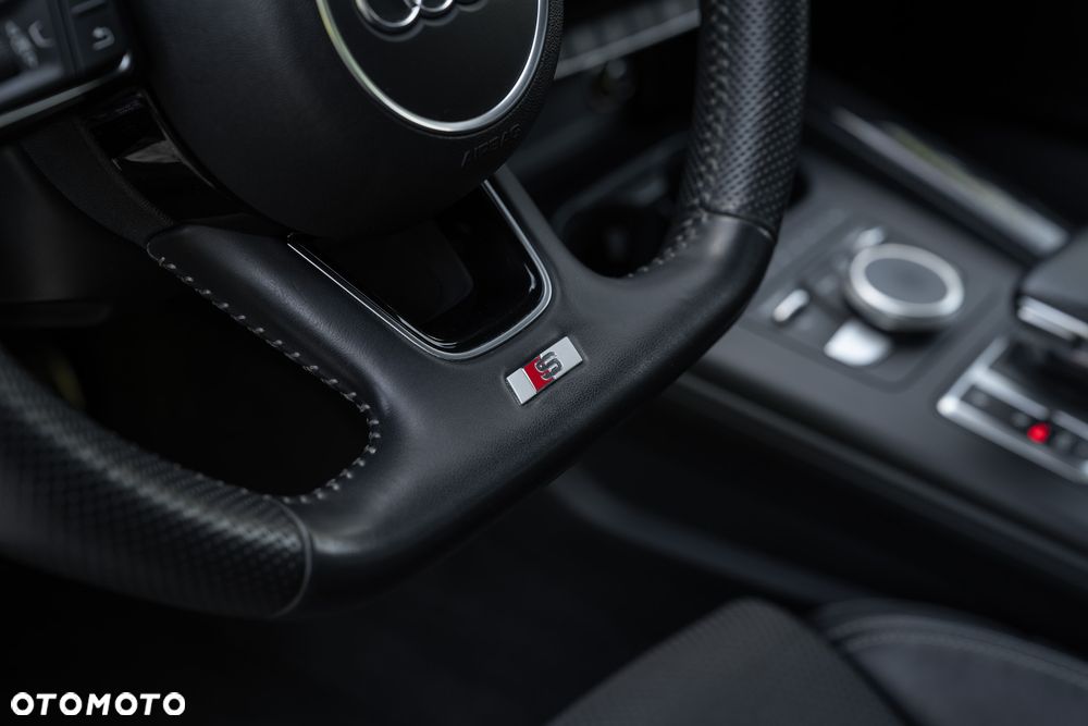 Audi A4 Avant 40 TDI Quattro S Line S tronic - 28