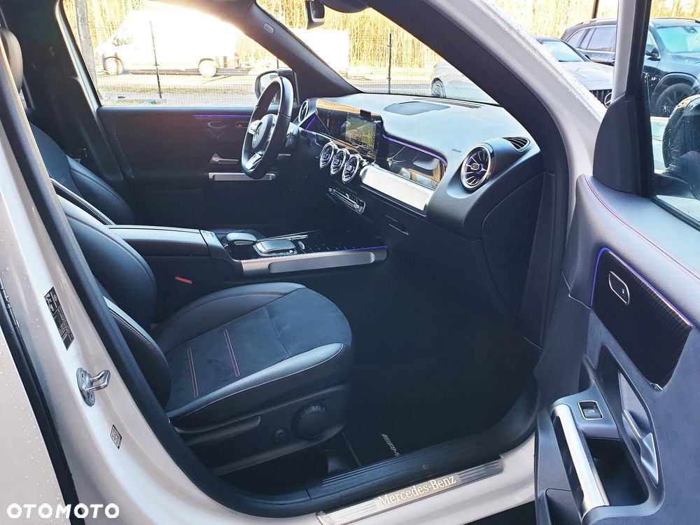 Mercedes-Benz GLB 200 d AMG Line 8G-DCT - 19