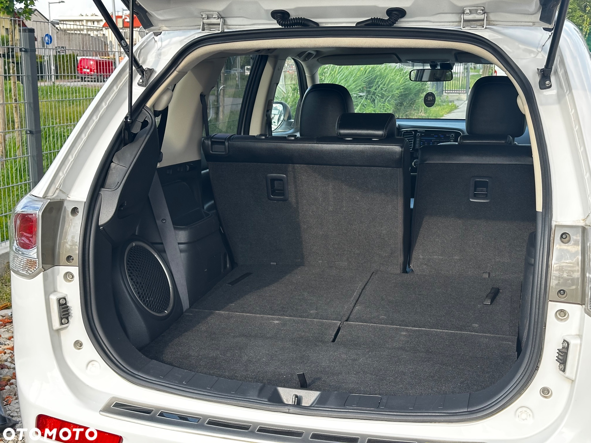 Mitsubishi Outlander 2.0 Intense + - 23